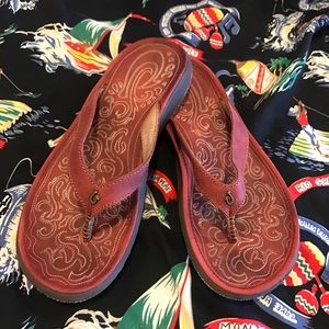 OLUKAI PANIOLO embroidered Sandals, thongs 7